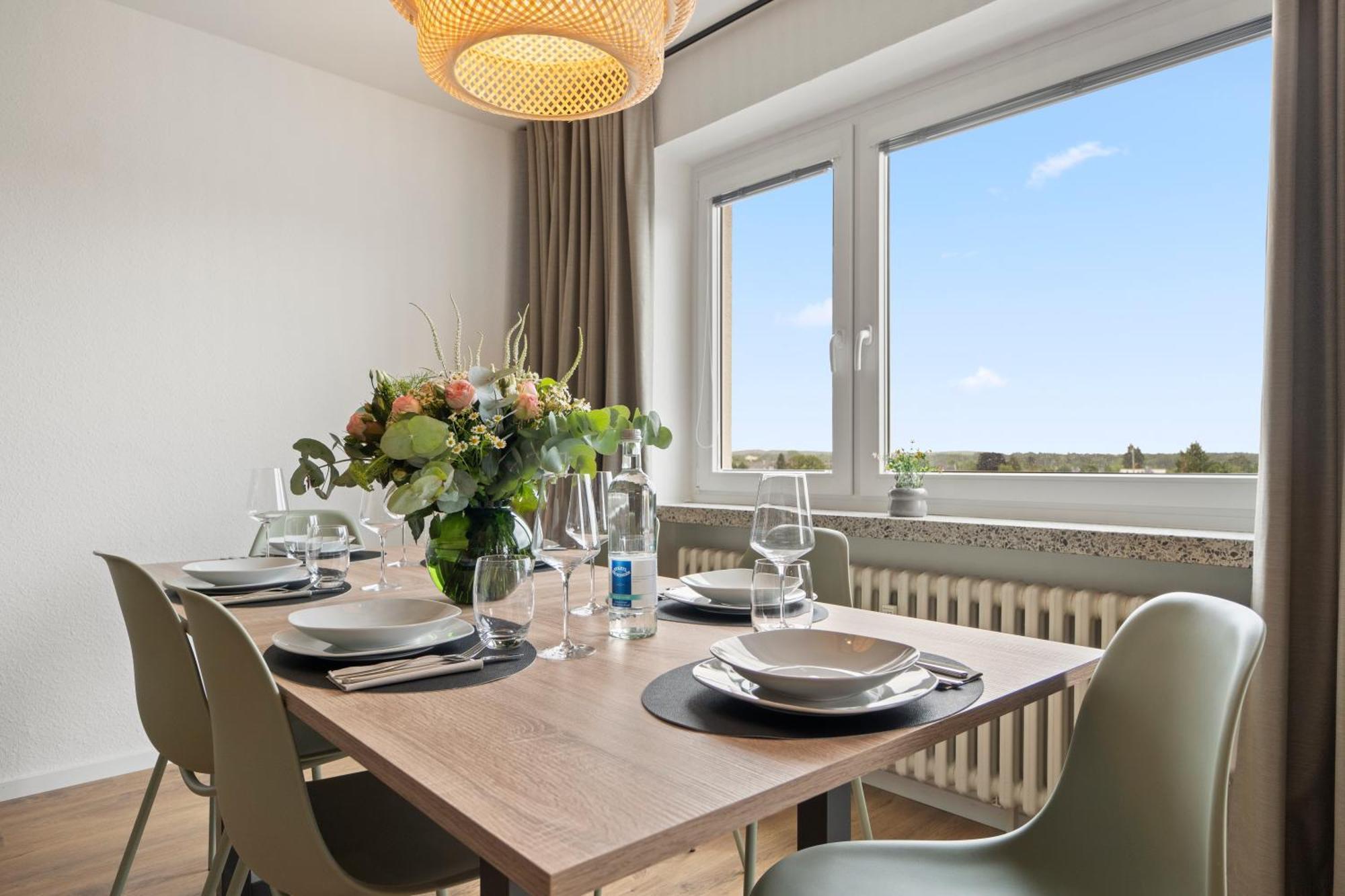*Top* Moderne Wohnung - Naehe Koeln: Dom, Messe, Flughafen, Lanxess-Arena Bergisch Gladbach Exterior photo